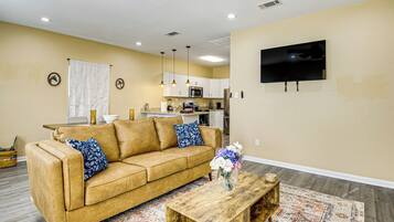 House (2 Bedrooms) | Front of property