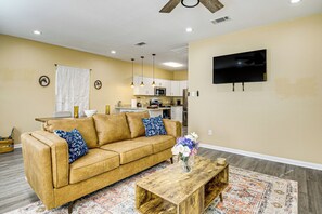 Rumah (2 Bedrooms) | Bagian depan properti