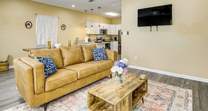 Pet-friendly Home 2 Miles to Lake Conroe!