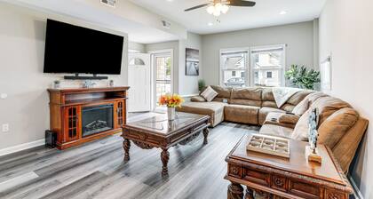 2 Blocks to Beach: Apt w/ Grill in Ocean Gate!