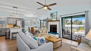 Unclassified image, 4 of 52, button - 🌊Pet Friendly-Walk to Beach-Sea Salt Escape🌊 (Fort Myers Beach)
