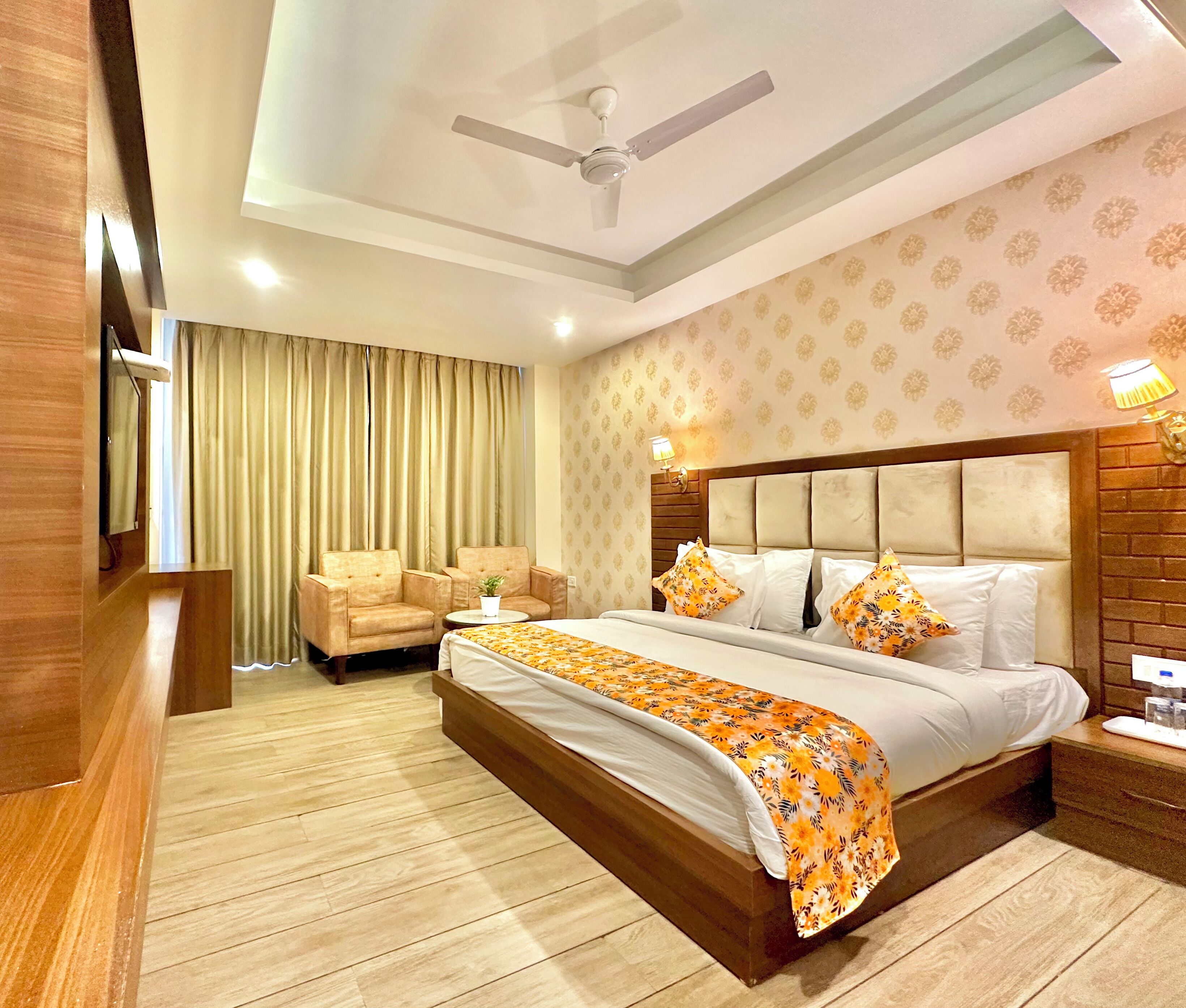 Habitación doble Premium | Tabla de planchar con plancha y wifi gratis 