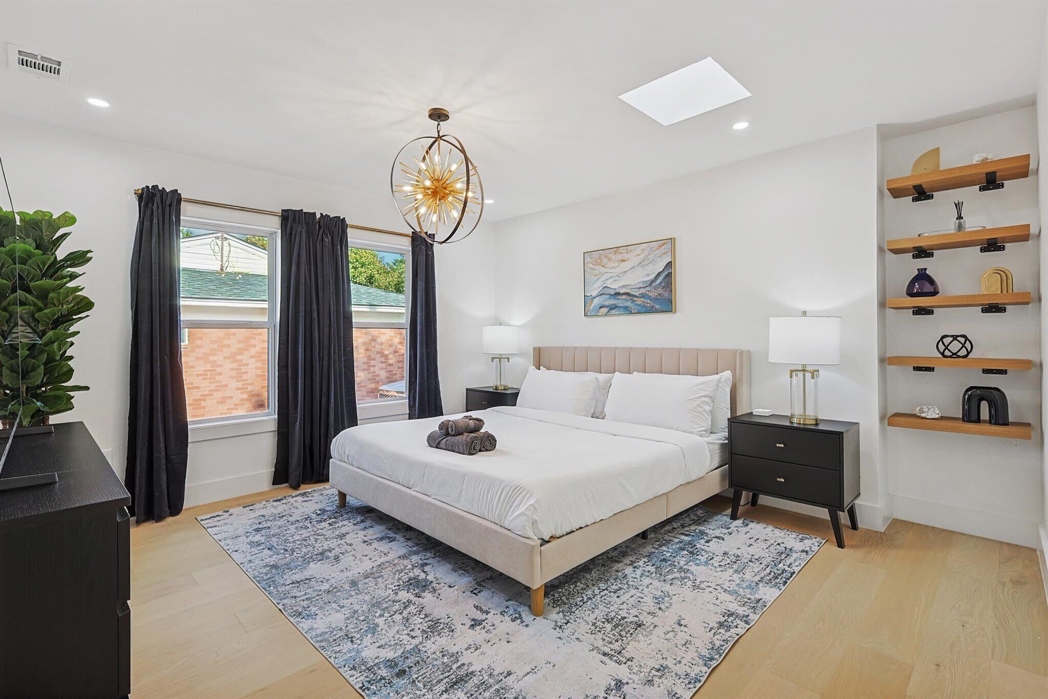 3 habitaciones, escritorio, wifi y ropa de cama 