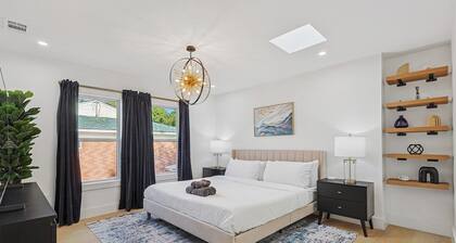 3-BD/3-BA Bungalow ft. Backyard w/ Deck & Firepit