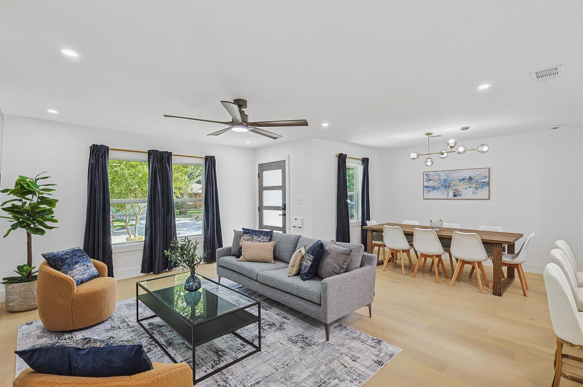 TV, fireplace, offices