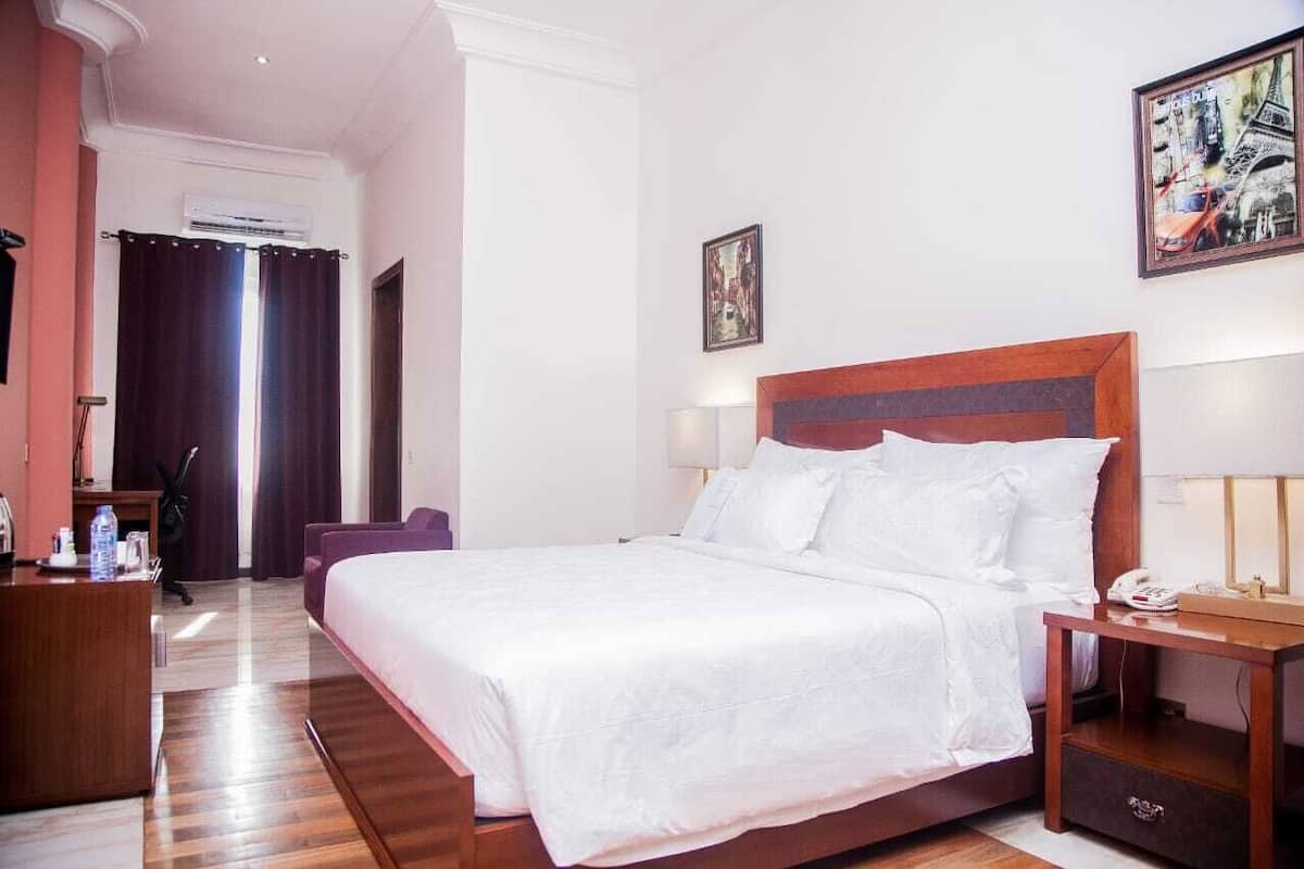 Room, Balcony, City View | Desk, laptop workspace, free WiFi