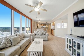 Unclassified image, 5 of 44, button