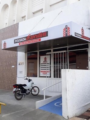 Exterior detail - POUSADA EXECUTIVA (Teresina)