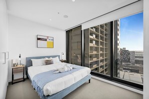 2 chambres, fer et planche à repasser, Wi-Fi, draps fournis