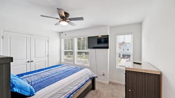 House, 3 Bedrooms | 3 bedrooms, desk, laptop workspace, free WiFi