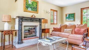 TV connectée, cheminée