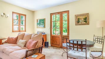 TV connectée, cheminée