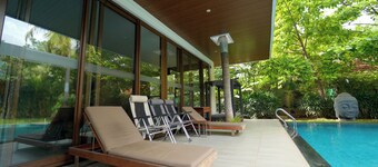 Narayani Revtree - Resort & Villa