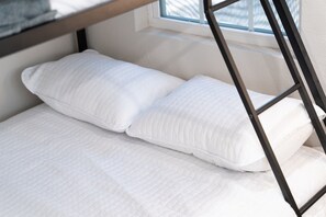 3 chambres, bureau, lit de bébé portatif, accÚs au Wi-Fi (inclus)