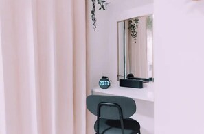 Apartment, 1 Schlafzimmer, Nichtraucher | 1 Schlafzimmer, Schreibtisch, Bügeleisen/Bügelbrett