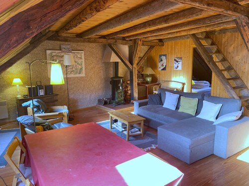 Appartement dans une maison de pays. 