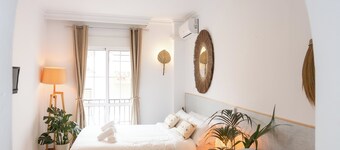 Naim Guest House Nerja