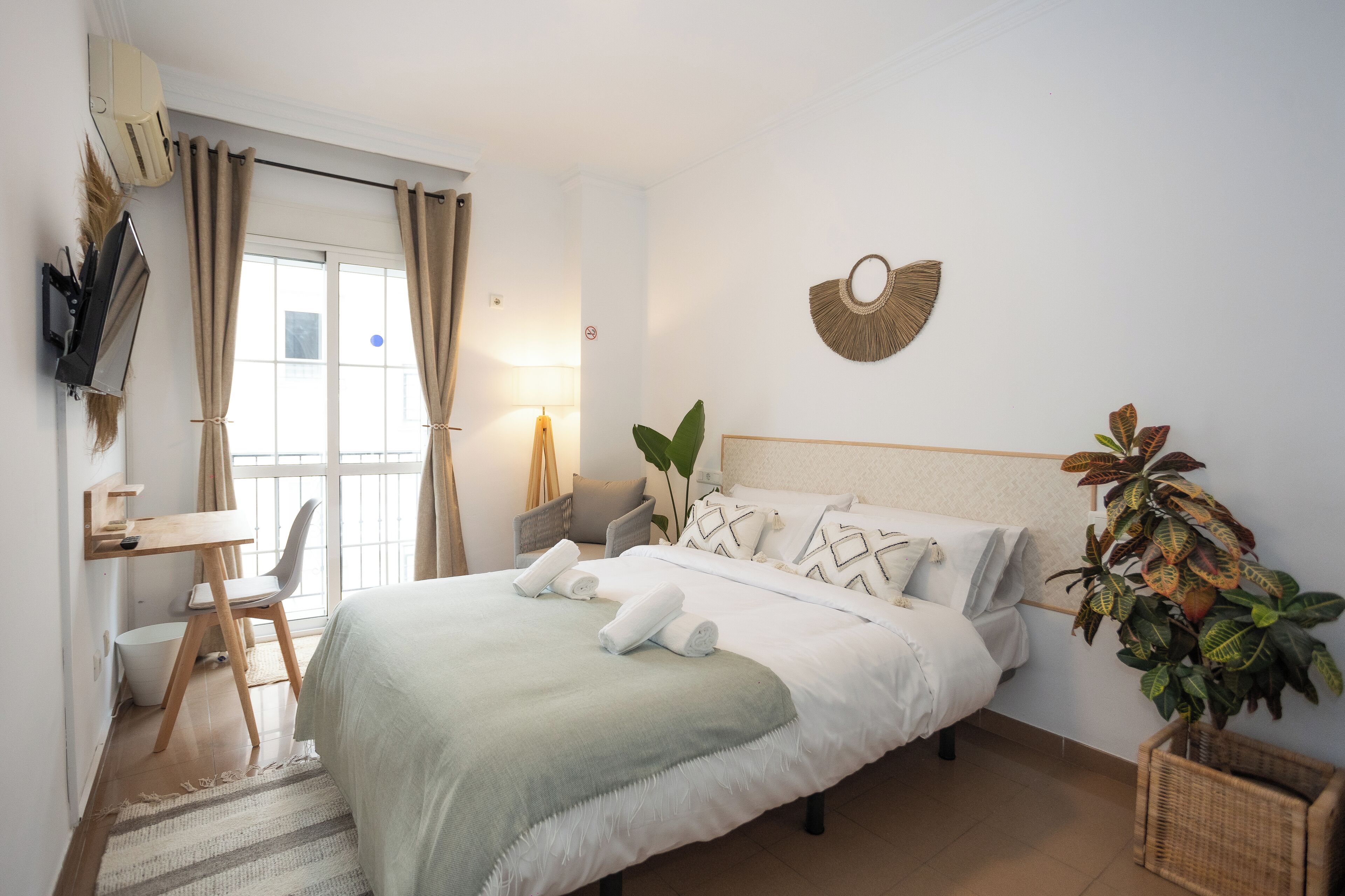 Photo - Naim Guest House Nerja