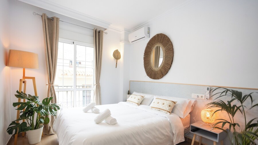 Naim Guest House Nerja