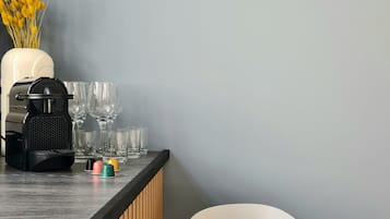 Habitación doble Deluxe | Café y/o cafetera