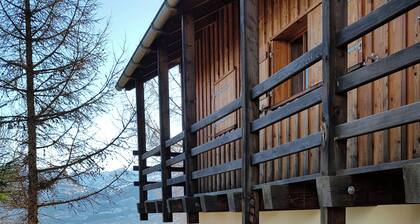 Charming 4BR chalet in Breil/Brigels with mountain view, WiFi & parking