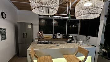 1 bedroom, in-room safe, laptop workspace, free WiFi