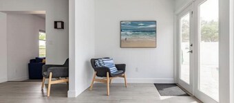 5Min from BEACH 3 Bedrooms+2 Baths Home with POOL