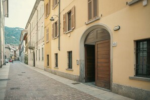 公寓 | 2 多间卧室、高档床上用品、羽绒被、熨斗/熨衣板