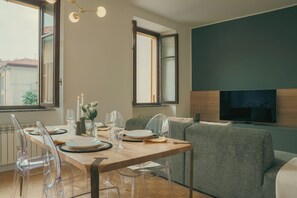 Apartment | Dining room