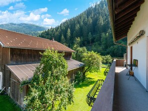 Apartment | Exterior - Spacious Apartment With Balcony (Fliess)