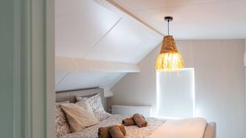 House | 2 bedrooms, bed sheets