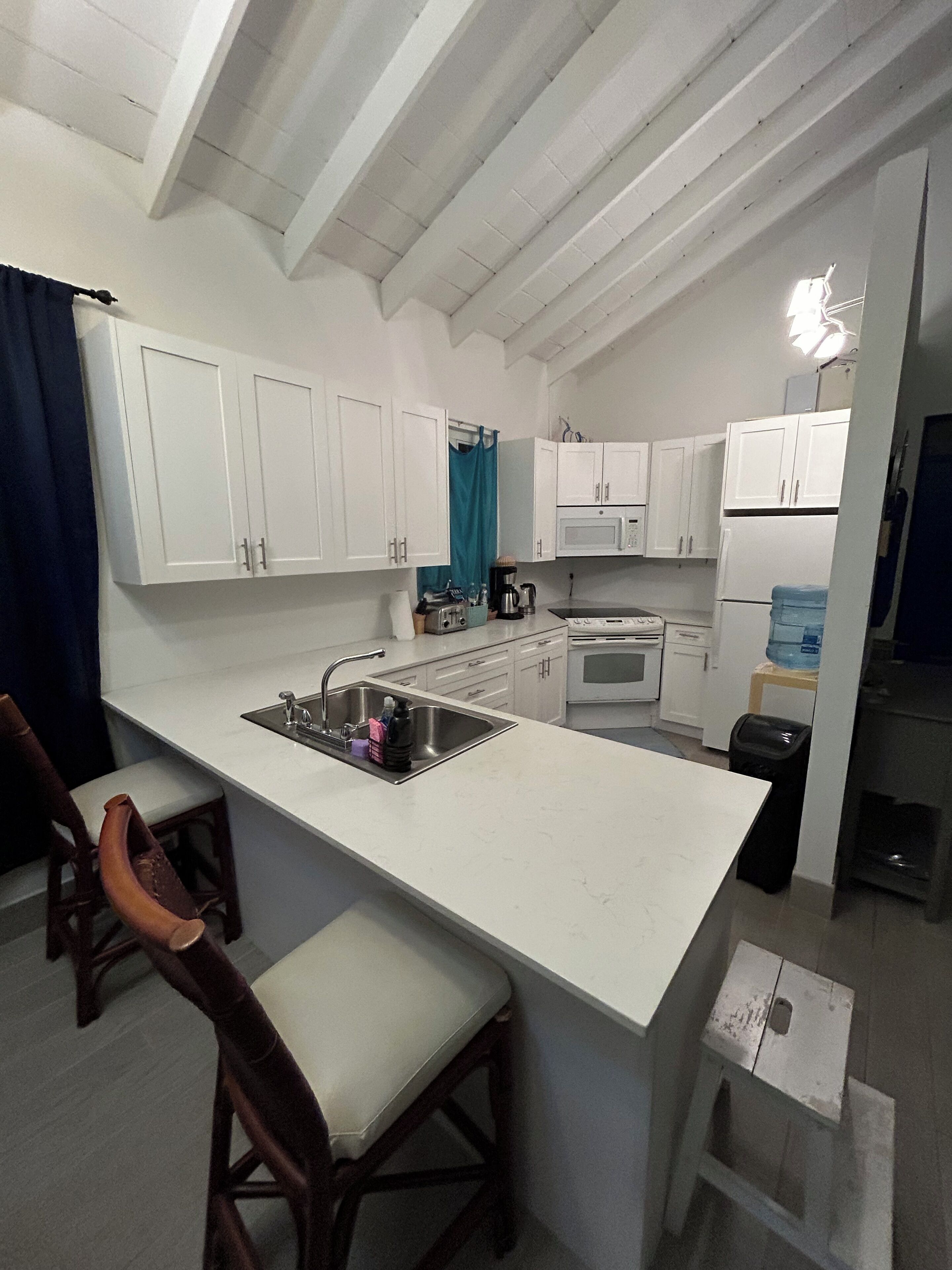 Mikrowelle, Ofen, Herdplatte, Geschirrspüler