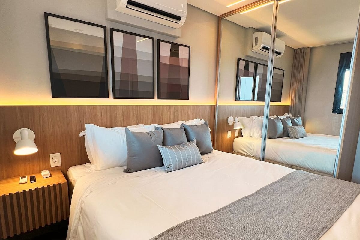 Peralatan tempat tidur premium, langsir/tirai gelap terus, kalis bunyi