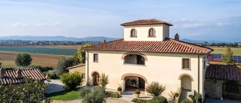 House | Exterior