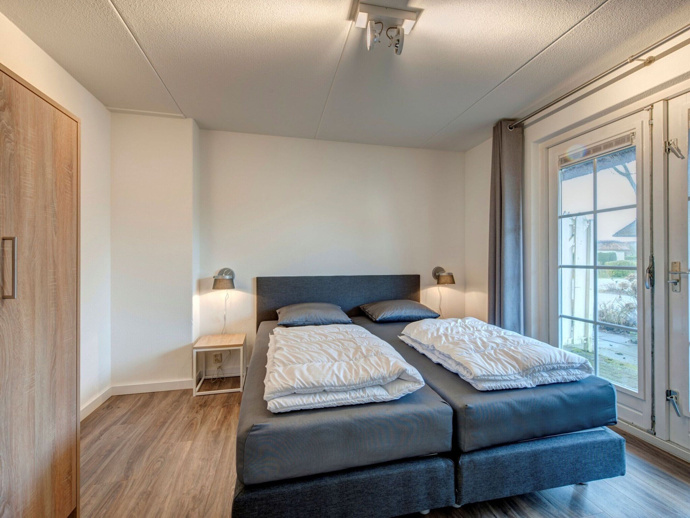 Biệt thự | 4 phòng ngủ, trang bị nội thất với thiết kế riêng biệt, bộ trải giường 