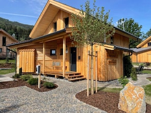 Chalet | Exterior - Attractive Chalet With Sauna (Sankt Georgen am Kreischberg)