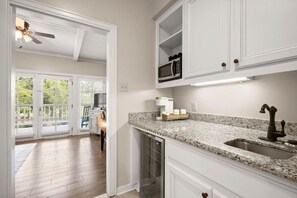 Microwave, coffee/tea maker, cookware/dishes/utensils