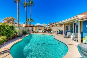 Et oppvarmet basseng