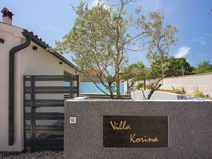 House | Exterior