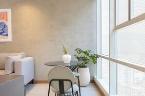 Interior - Stunning & Stylish apt with Jacuzzi & A/C in El Poblado (Medellín)