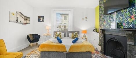 1 bedroom, iron/ironing board, WiFi, bed sheets