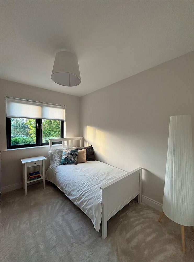 Familyfriendly house with 3 bedrooms and a garden! Malahide Stayz