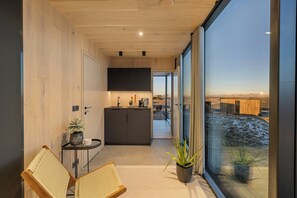 Family Cabin, Mountain View (Glacier) | Private kitchenette | Electric kettle - ÖÖD Hekla Horizon (Rangárþing ytra)