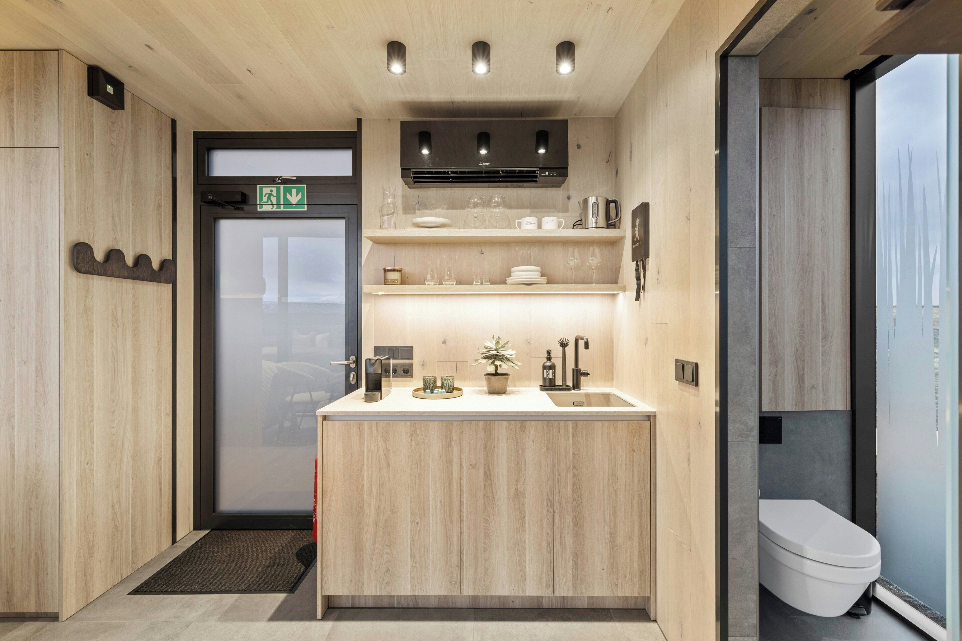 Standard Cabin, Mountain View (River) | Private kitchenette