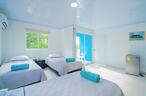Family Triple Room, Balcony, Courtyard View | Free WiFi - SHAMAR LODGE (Providencia)