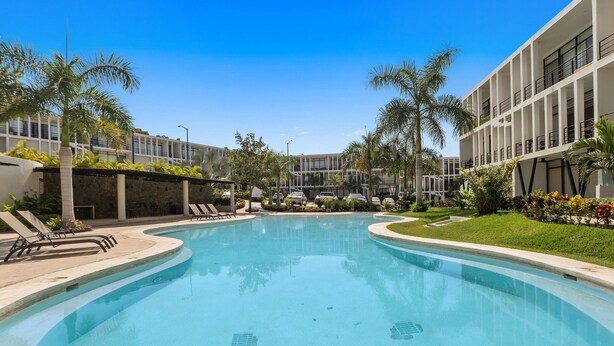 Pool - 2BR ·2 Pools ·Ground Floor ·Balcony ·15 min Beach (Mezcales)