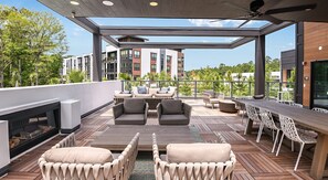 Exterior - Corporate Suite Shoppe (Jacksonville)