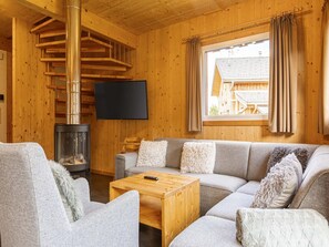 Chalet | Living area - Exclusive Chalet With Whirlpool (Sankt Georgen am Kreischberg)