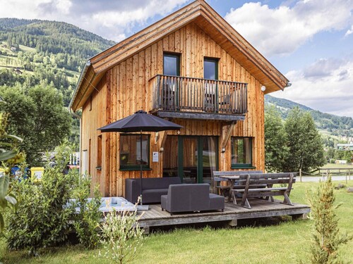 Exclusive Chalet With Whirlpool