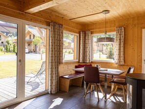 Dining - Tasteful Chalet Near ski Slope (Sankt Georgen am Kreischberg)